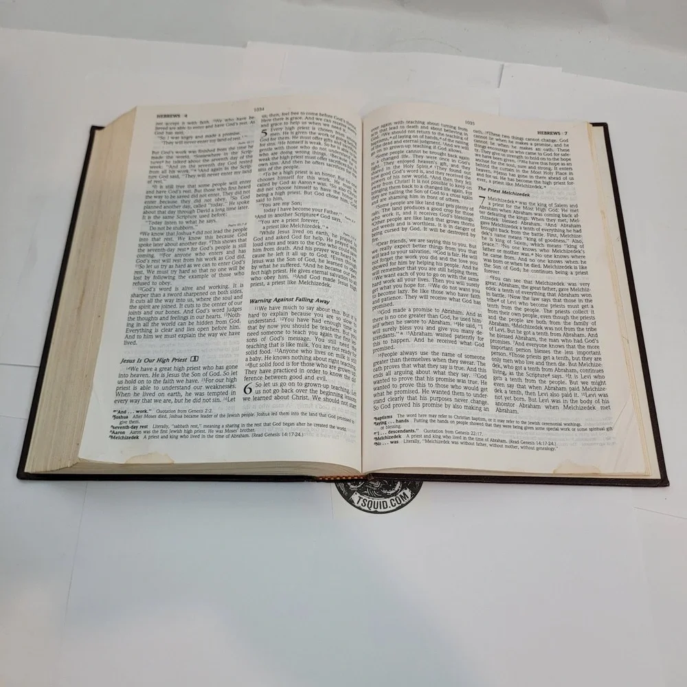 Worthy The Everyday Bible NCV Burgundy Hardcover Concordance Religious Book